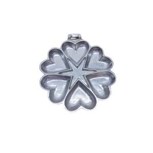 Vintage Cast Aluminum Heart-Shaped 6-Cup Muffin Pan Star Center JW Stamp